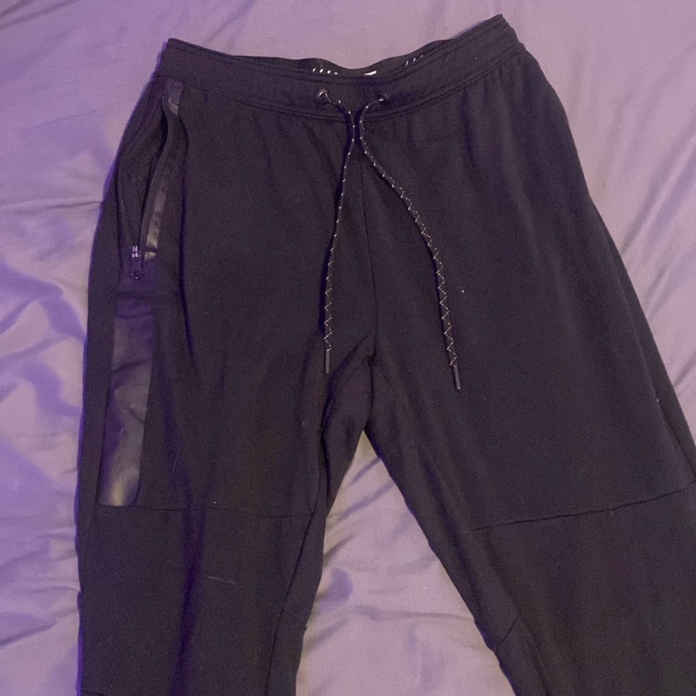 Ae black joggers